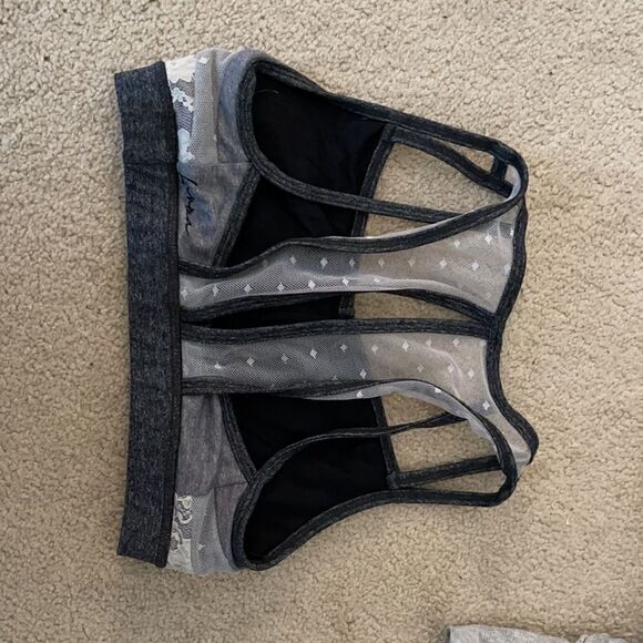 Karma Athletics Bra Size Small - Picture 2 of 3